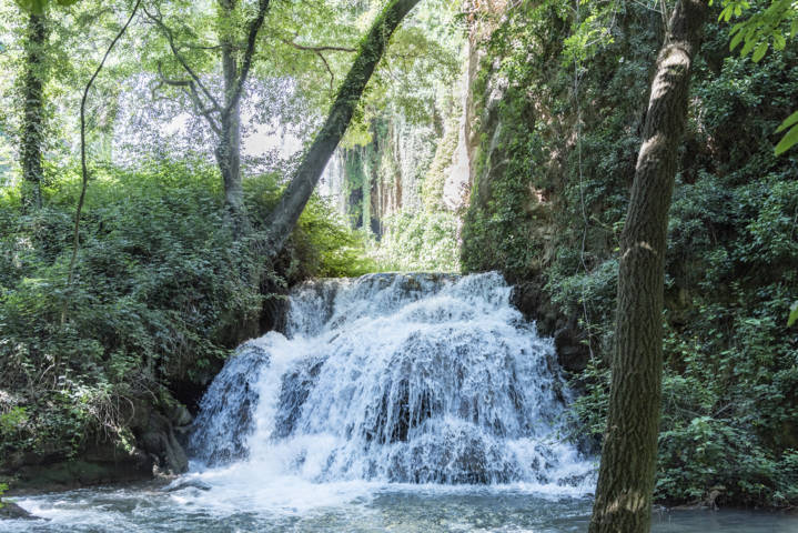Zaragoza - Nuévalos 09 - monasterio de Piedra - Baño de Diana.jpg